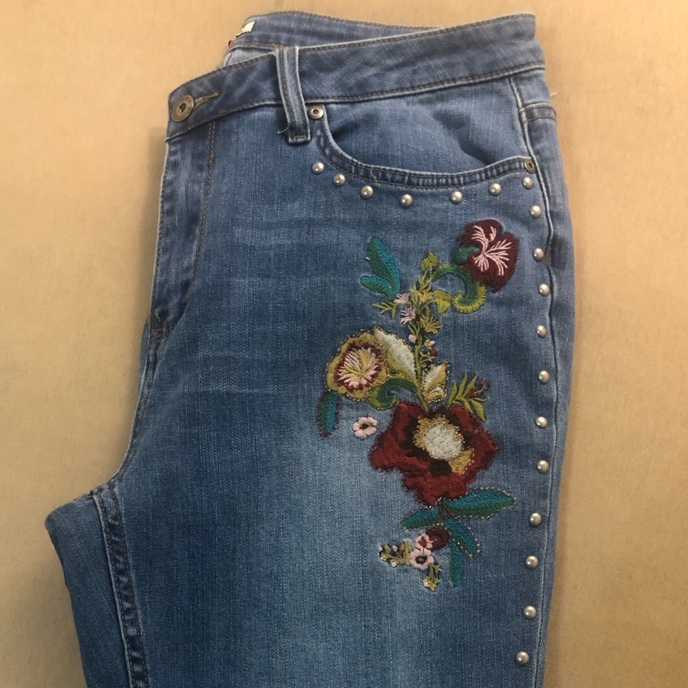 Reba embellished jeans